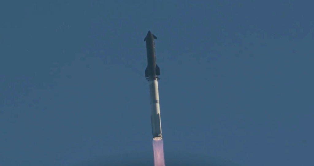 Το διαστημόπλοιο ολοκληρώνει με επιτυχία την 11η δοκιμή πτήσης