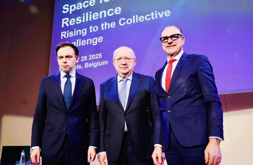 Η ESA προωθεί το πρόγραμμα ERS, σηματοδοτώντας τη στροφή προς τη διπλή χρήση και την άμυνα