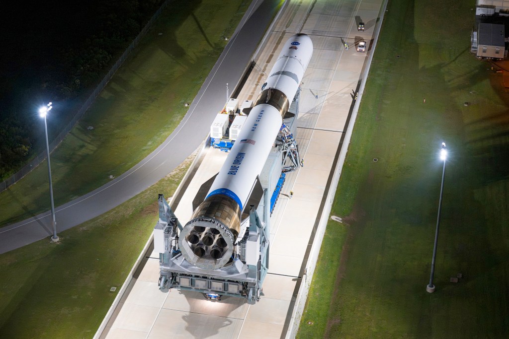 Η Blue Origin ζητά εξαίρεση από τη διαταγή της FAA που περιορίζει τις εμπορικές εκτοξεύσεις