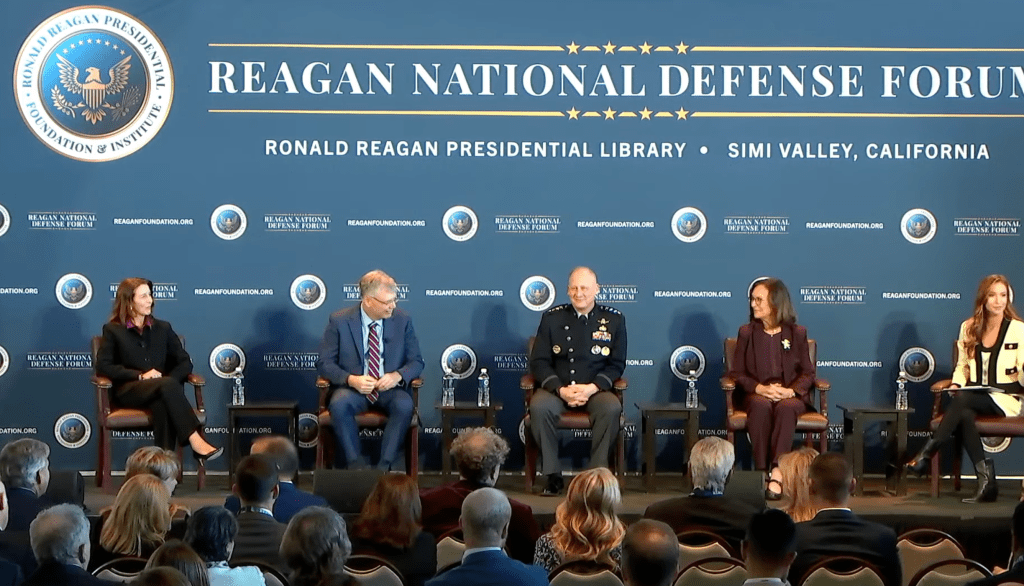 Ο Guetlein υπερασπίζεται τη μυστικότητα του Golden Dome, λέει ότι η βιομηχανία είναι “καλά ενημερωμένη” παρά την κριτική